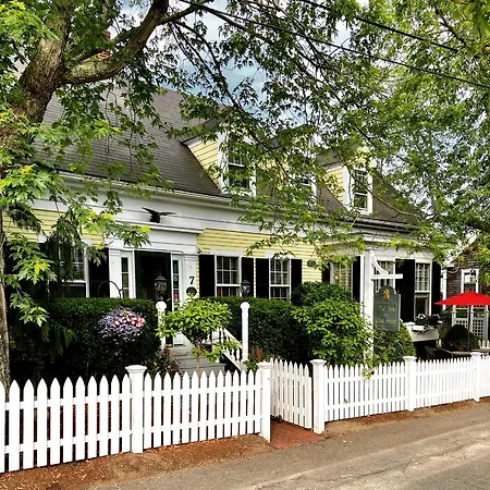 Inn At Cook Street